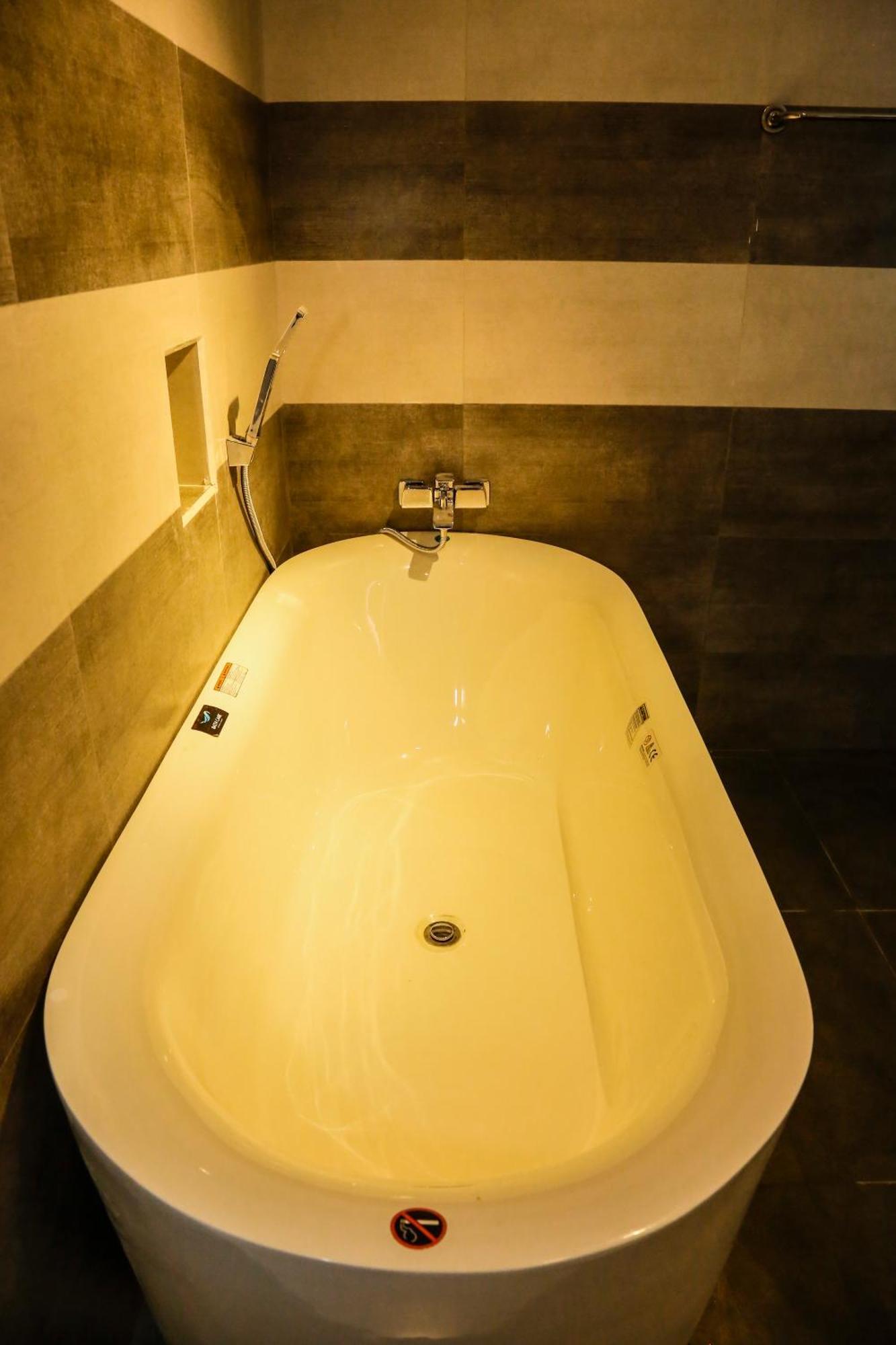 Eden Villa Hikkaduwa Ngoại thất bức ảnh