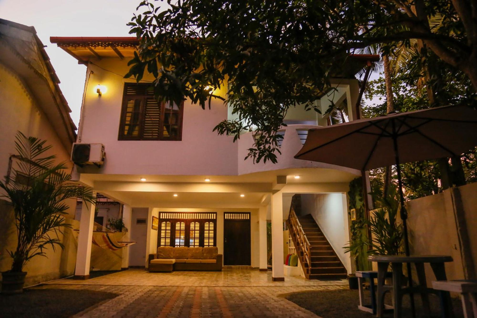 Eden Villa Hikkaduwa Ngoại thất bức ảnh
